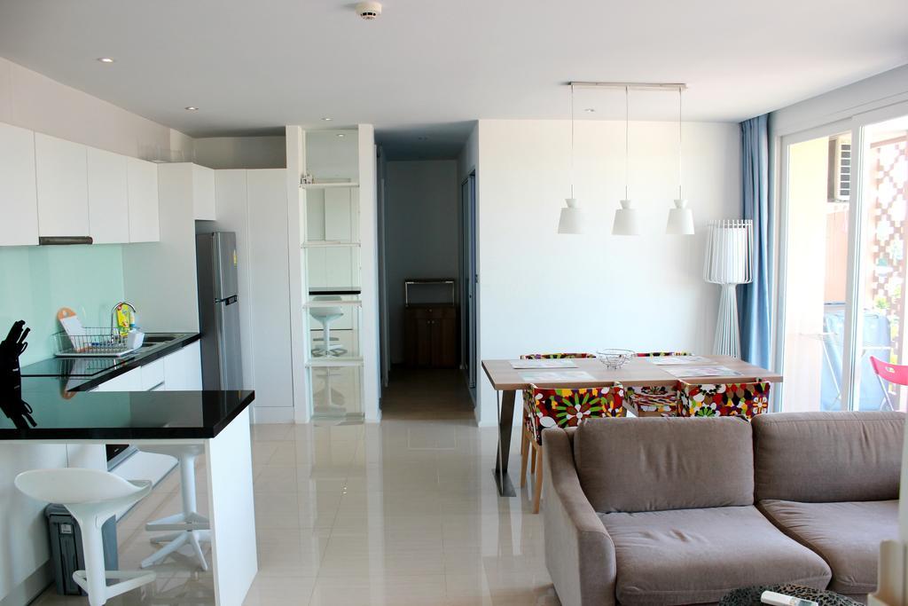 Atlantis Condo Resort Jomtien Beach Room photo