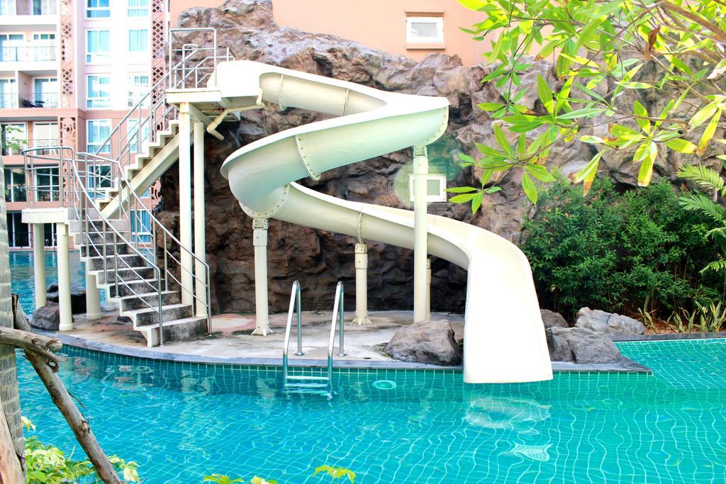 Atlantis Condo Resort Jomtien Beach Room photo